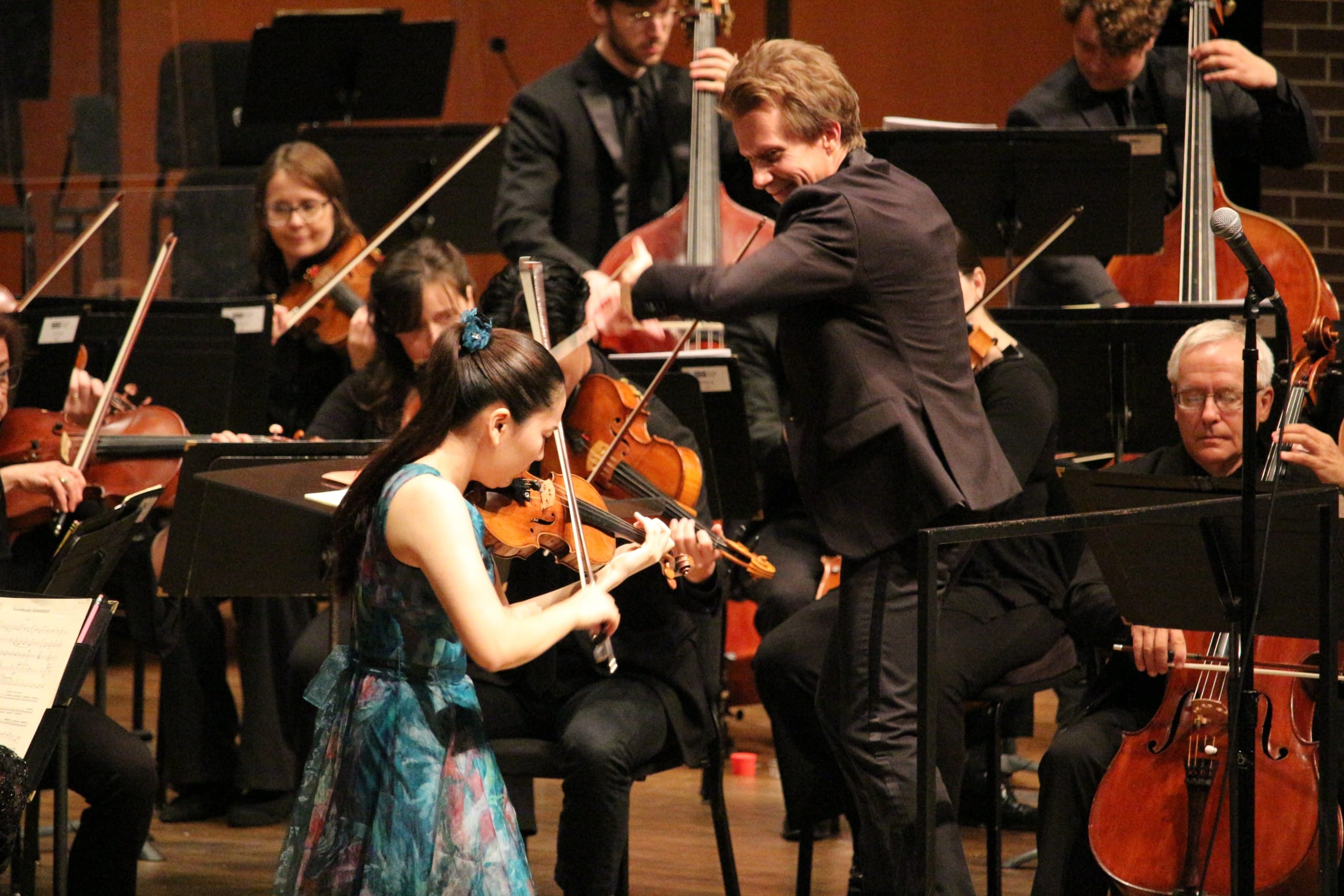 Clangor and languor: Guest maestro Scott Seaton mounts the scaffold at LSO opener