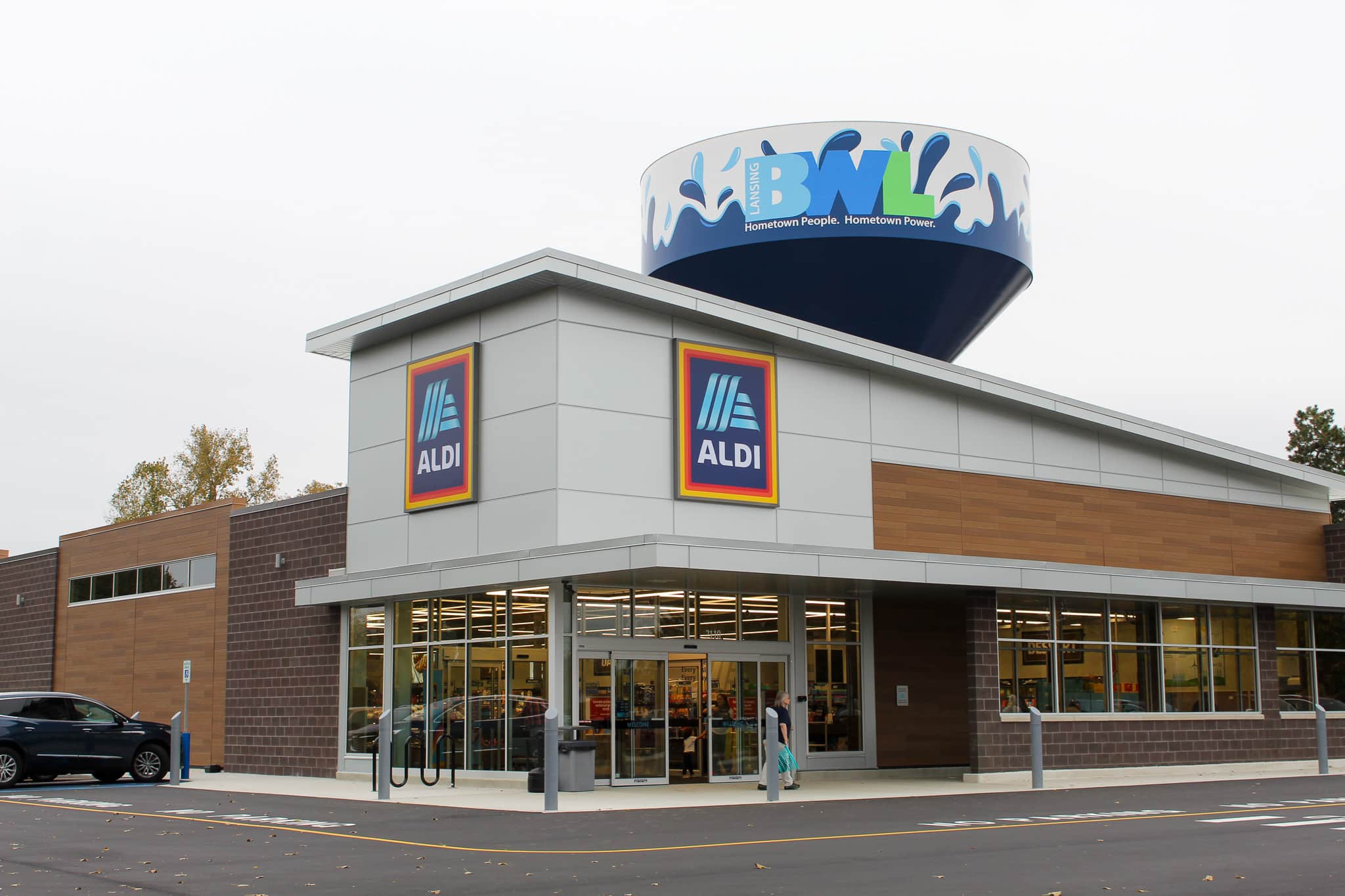 Greater Lansing gains a new Aldi location